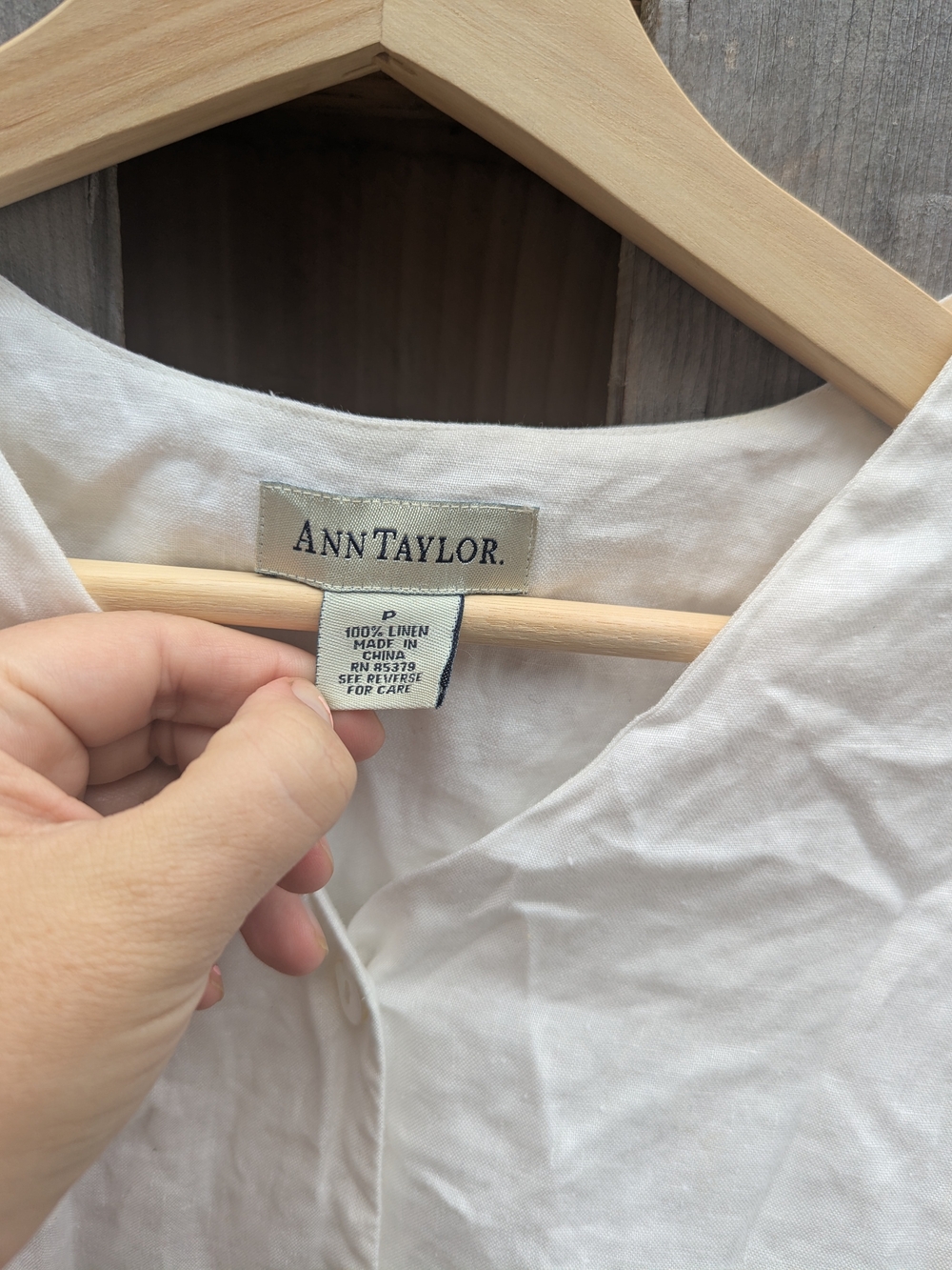 Vintage Ann Taylor White Linen Button-Front Women’s Top